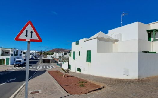 Apartamento en Venta en Playa Blanca – ¡Tu refugio soñado! – 025